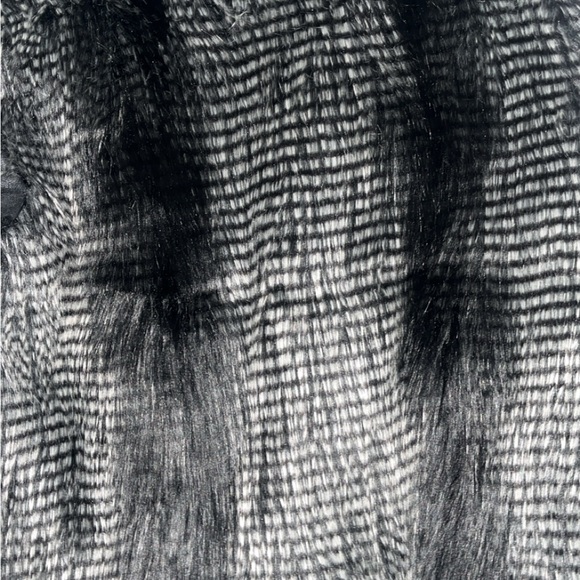 Volcom jacket - Picture 6 of 6